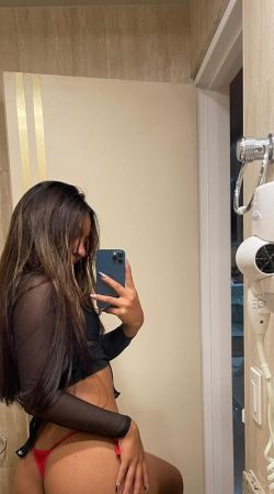 Experience Unforgettable Moments with Rina Dawn Tonight