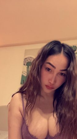 Discover Unforgettable Moments with Arisa Rose by Your Side